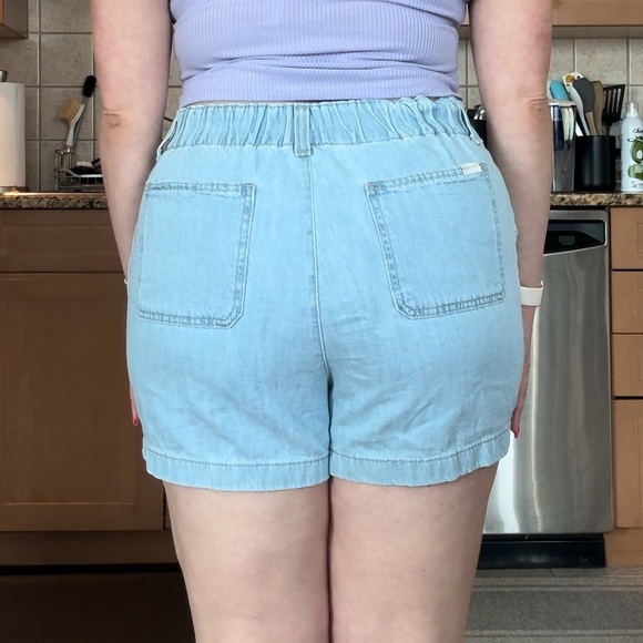 Levi’s Jean shorts with stretch - Picture 3 of 5